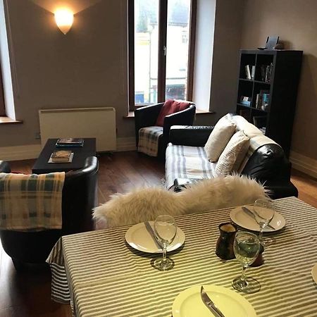 Centre Of Dingle Town - Luxury Holiday Apartment Exterior foto