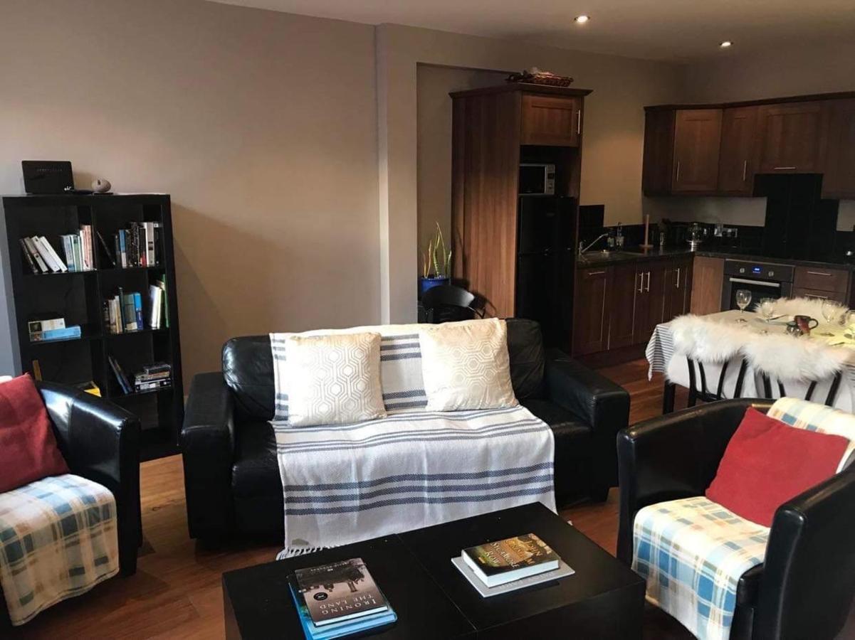 Centre Of Dingle Town - Luxury Holiday Apartment Exterior foto